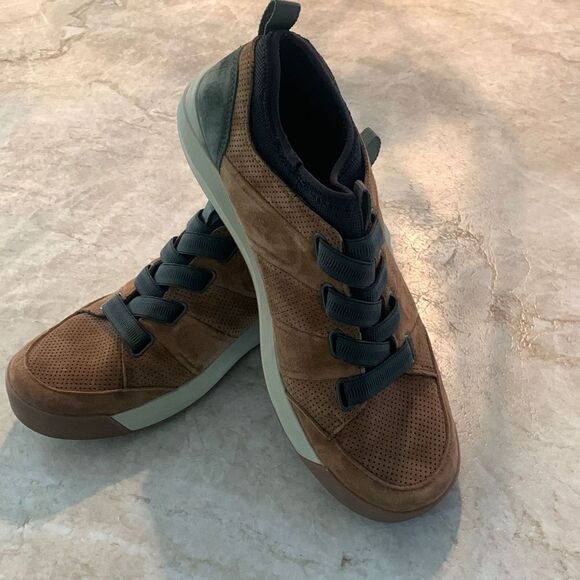 L L BEAN Suede Mens Loafers - Picture 9 of 9